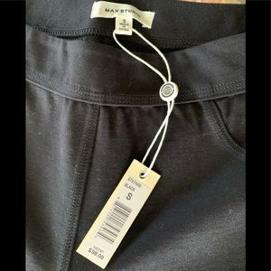 NWT MaxStudio Black Ponte Pull-on Pants